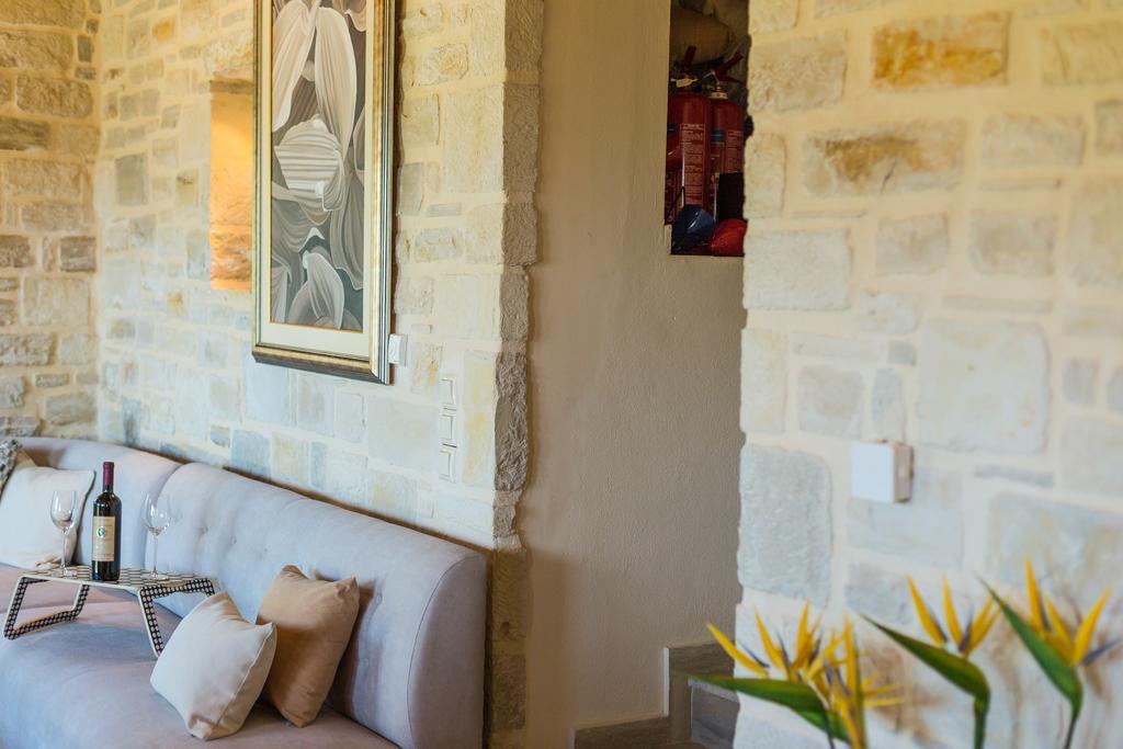 Poseidon Villa, Nestled In The Picturesque South, By Thinkvilla Λευκόγεια Εξωτερικό φωτογραφία